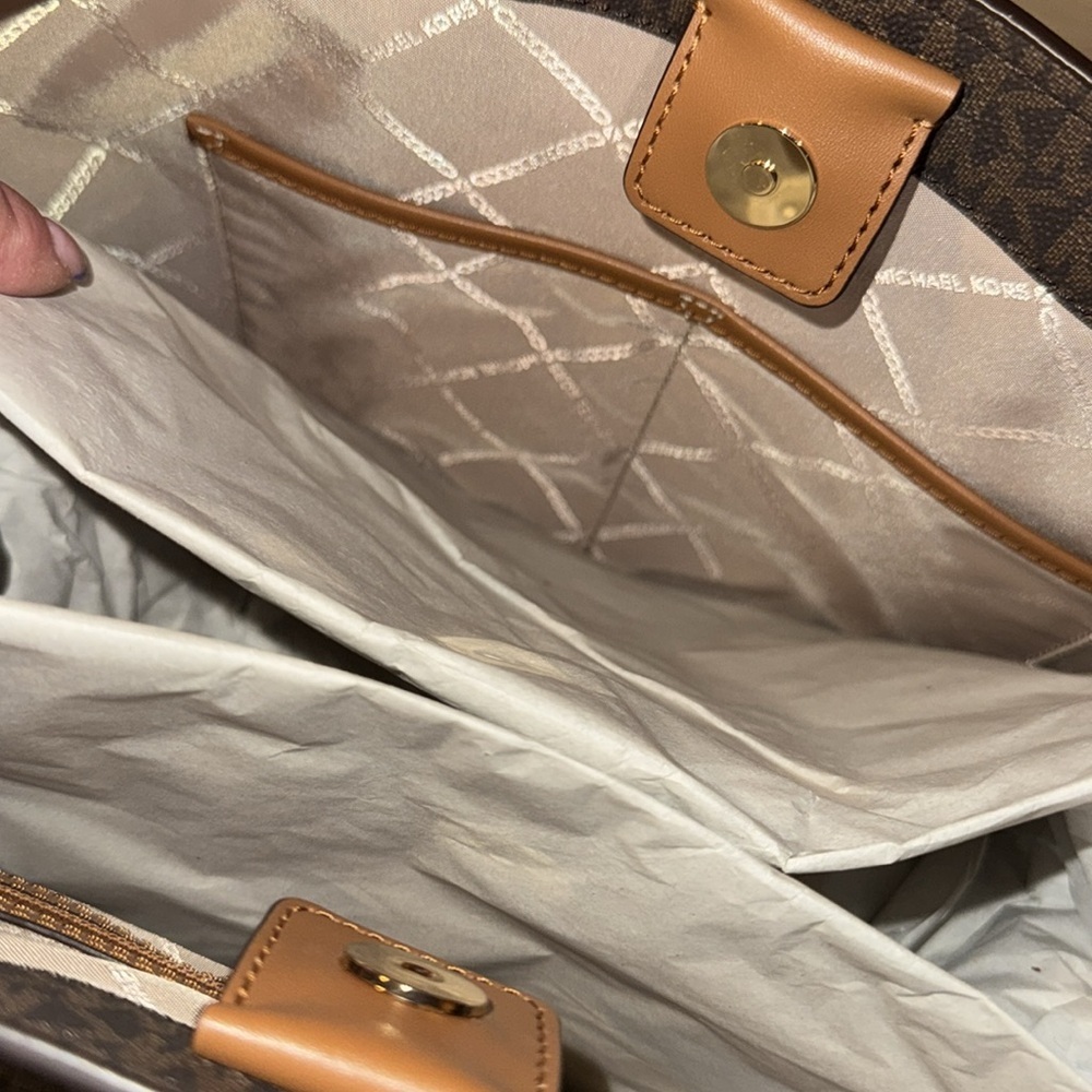 Michael Kors Charlie Logo Tote Brown Acorn Medium NWT - Picture 14 of 16